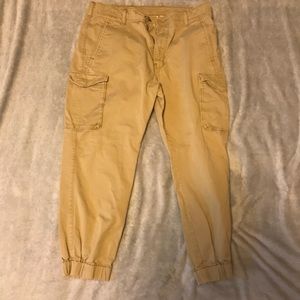 LEVI JOGGERS